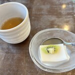 点心・中華 春夏秋冬 - セットのデザート（杏仁豆腐）