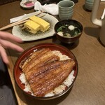うなぎの魚伊 - 特上鰻丼、美味しい鰻で大満足