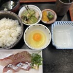 季節料理 魚吉  - 