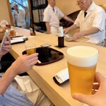 山玄茶 - いつものメンバーで仲良く乾杯✨️まっ白な調理白衣が眩しいっ✨️✨