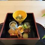 山玄茶 - 1品1品、丁寧に仕込まれた八寸は何をいただいても美味です。