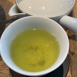 茶庭 然花抄院 - 一煎目はあまり美味しく感じなかった
