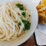 讃岐うどん 三代目たれ半 - 料理写真: