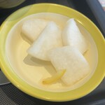 松のや - 浅漬けお新香／１切￥２５です。。。