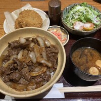 豚捨 KITTE丸の内店 - 
