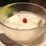 龍の翼 - ココナッツ杏仁豆腐（2014.09)