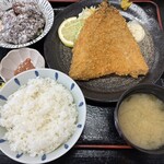 市場食堂 せん政水産 - 