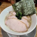 なま醤油とんこつ フルスイング - 