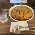 昭和カレー 手稲富丘本店 - カツカレー  ライス500g  ルー100g追加