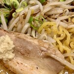 札幌麺屋一馬 - 具材たち