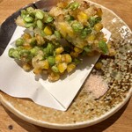 酒場シナトラ 東京駅店 - とうもろこしと枝豆のかき揚げ