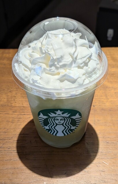 スターバックス コーヒー GINZA SIX店 （STARBUCKS COFFEE） - 銀座