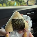 ベーカリー アクア - おにぎりパン。