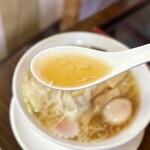 煮干らー麺 カネショウ 新検見川店 - スープ