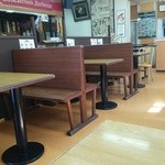 腸詰屋 - 店内