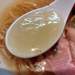麺家 たけ田 - スープの感じ