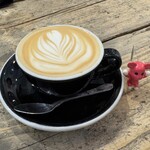 HALF CUP - Flat White（フラットホワイト）£3.90