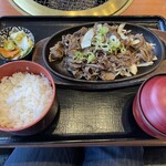 焼肉・もつ鍋 五臓六腑 - 