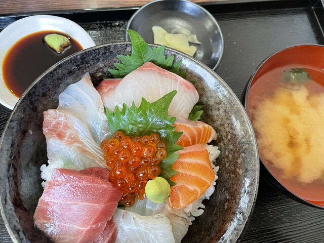 魚屋と海鮮丼 熟鮮-Zen- 禅 - 前空/海鮮丼 | 食べログ