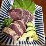 はっしゃん居酒屋 - 塩タタキはもうやはり他府県とは基準線が違う