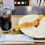 Nagie - アイスコーヒー、ベーコンチーズ