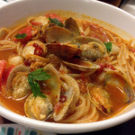 グラッチェガーデンズ - トマトのペペロンチーノスープスパ（食べ放題のメインディッシュに）