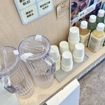 一汁おにぎり ニギ - 水はセルフサービス。