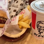 ケンタッキーフライドチキン - チキンカツバーガーセット690円