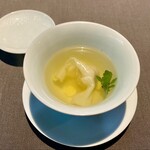 茶禅華 - 雉雲呑湯： 雉の雲呑スープ