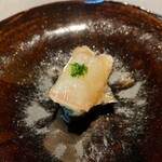 茶禅華 - 紹興鮑蝦： 鮑と甘海老の紹興酒漬け