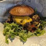Burger & Steak MUSECA TIMES - チェダーチーズ　1,550円