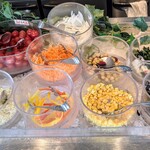 XEX ATAGO GREEN HILLS / Salvatore Cuomo Bros. - サラダ