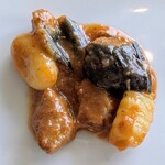 XEX ATAGO GREEN HILLS / Salvatore Cuomo Bros. - 沖縄あぐー豚と千両茄子のラグー　ニョッキ