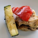 XEX ATAGO GREEN HILLS / Salvatore Cuomo Bros. - 厳選鶏と旬菜のグリリア　ラヴィゴットソース