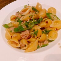 grigio la tavola - 