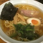 らーめん満月 - 昔ながらの醤油ラーメン