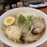 大衆中華そば喜楽 - 特製「金」喜楽そば