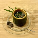 緒方 - 抹茶の蓴菜寒