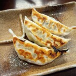 麺や はる - 昨年のぐじで当たった無料の餃子3個
