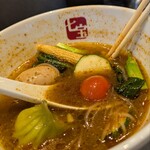 七宝 麻辣湯 - トマト、ズッキーニ　夏野菜新鮮！