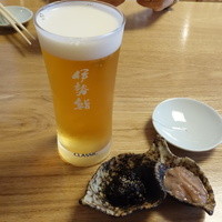 伊勢鮨 - ビールはサッポロクラシック