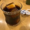 ムーセイオン - アイスコーヒー 500円。ミックスジュースは400円