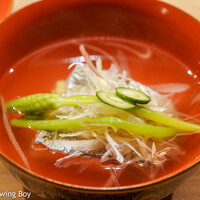東茶屋 なかむら - 椀物：太刀魚 玉蜀黍豆腐 アスパラガス