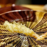 天ぷら もっこす - 海老②はしっかり火入れされたもの。醤油塩で。