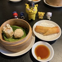 AKA - 焼売2種盛り(豚と海老)&野菜の塩春巻き