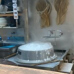 讃岐麺房 すずめ - 店内