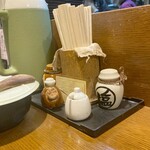 讃岐麺房 すずめ - 卓上