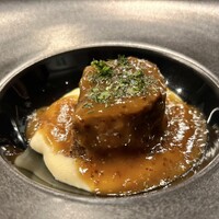 代官山鉄板ゆうり - 和牛のシャンパン煮込み