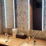 シーズンズレストラン 壱之壱 - お化粧室綺麗。