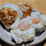 中華旬彩料理 東方紅 - 料理写真:ニラ饅頭、海老焼売